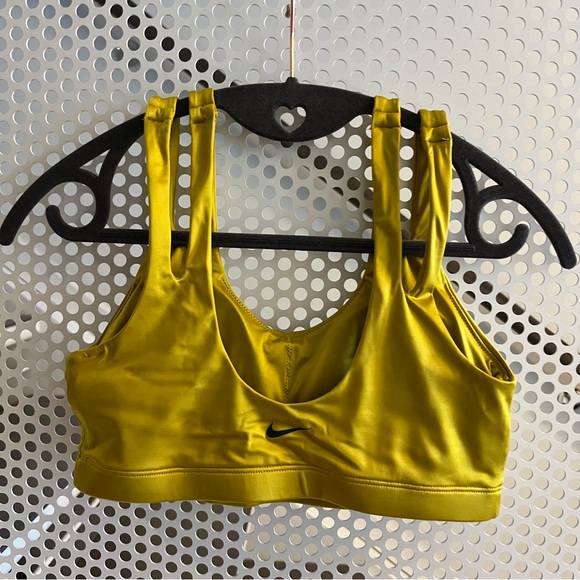 Nike Women’s Indy Shine Metallic Sports Bra Size Small in Golden Yellow - Picture 3 of 6